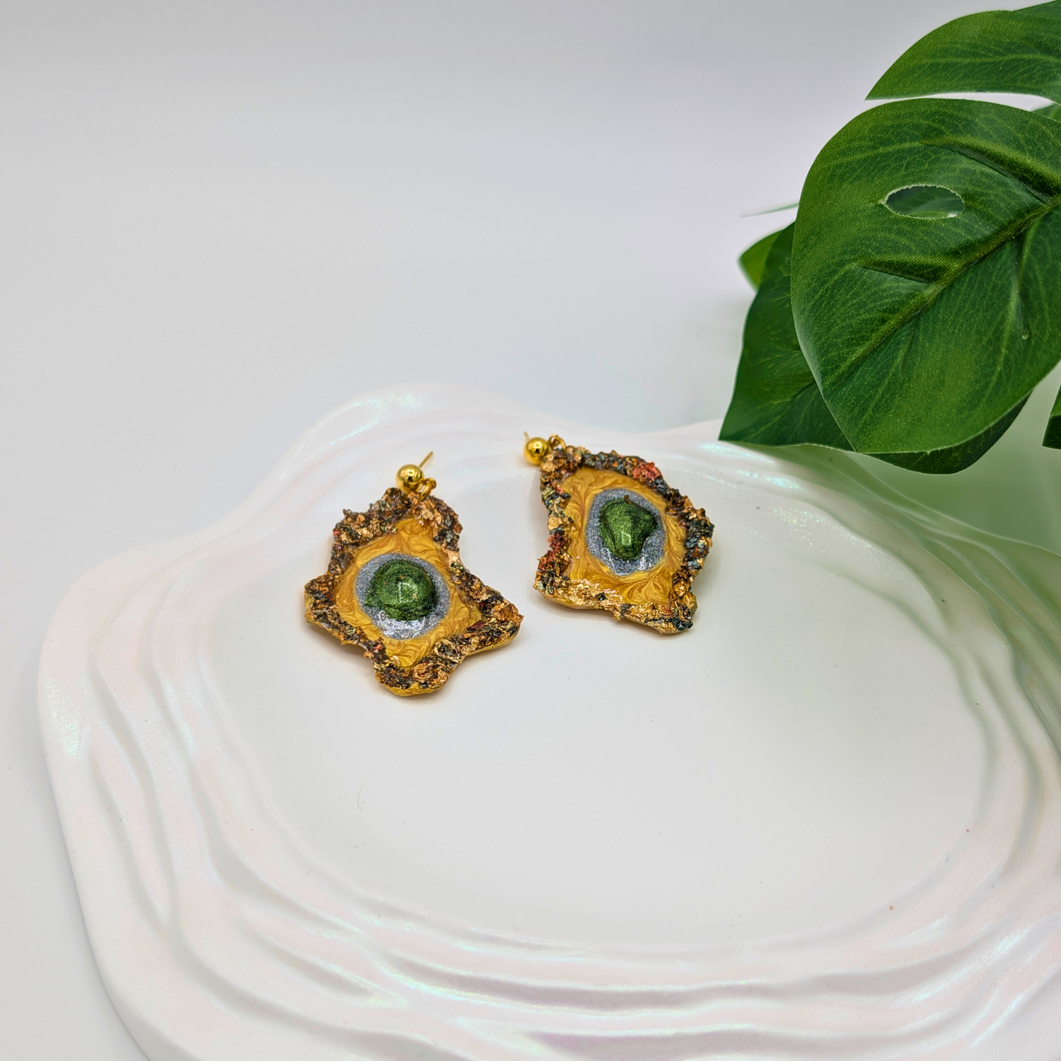 Luxora Geode Elegance Earrings